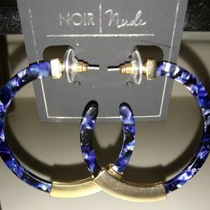 New~Noir Nude Earrings